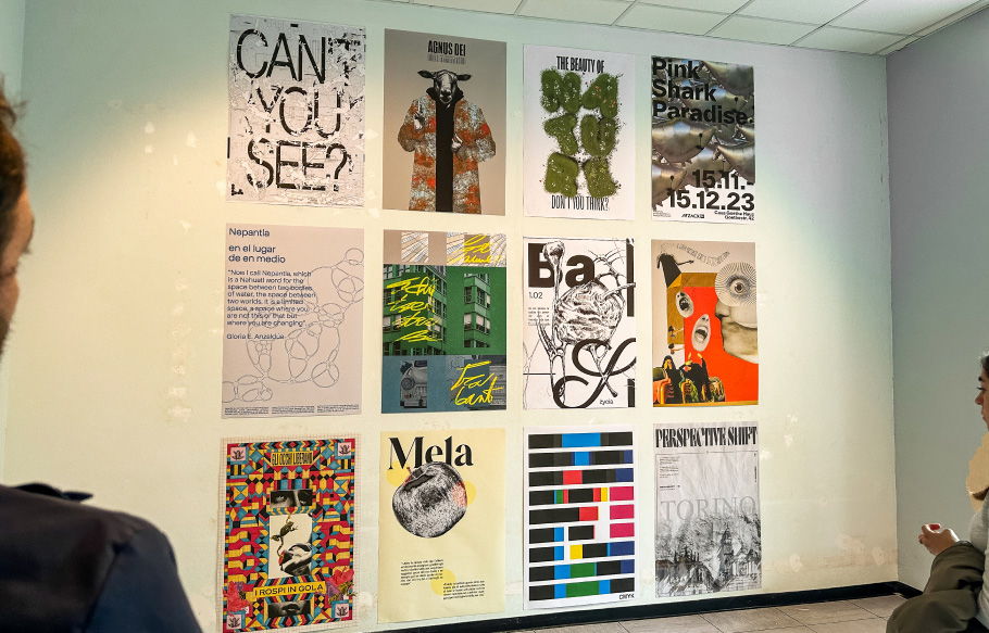 Setting up of poster at Graphic Days